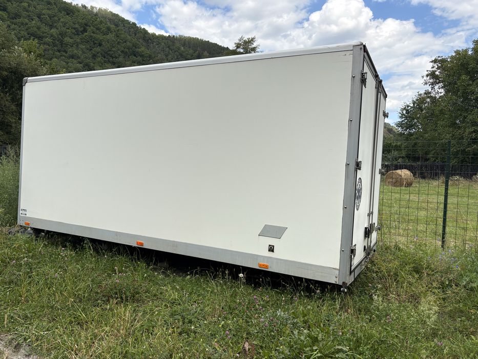 Dube lazi frigorifice iveco daily si mercedes sprinter