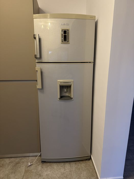 Frigider beko no frost