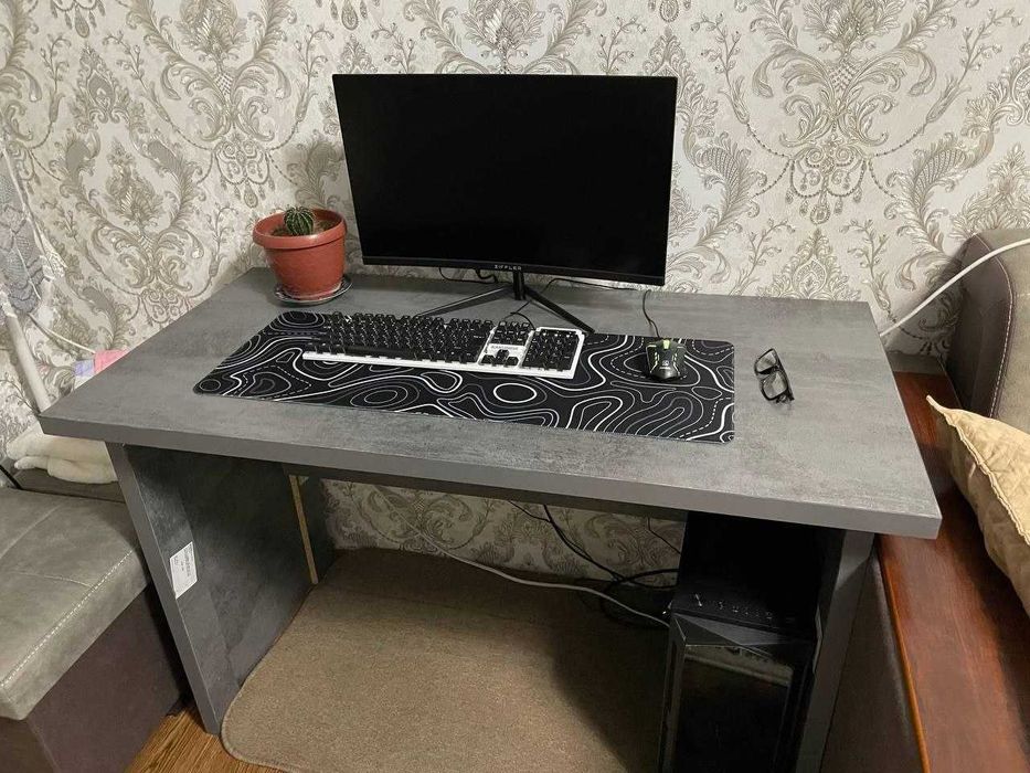 Компютерный стол