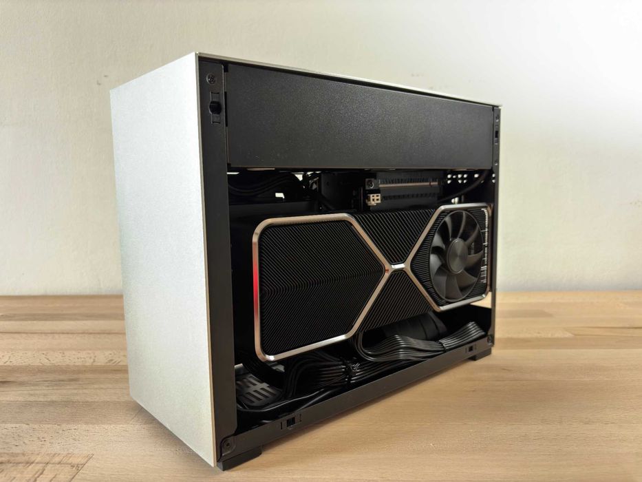 PC Gaming ITX AMD 7600X 32Gb RAM Nvidia 3080ti
