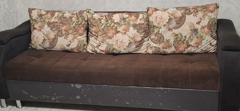 Продам срочно диван и кресло кровать