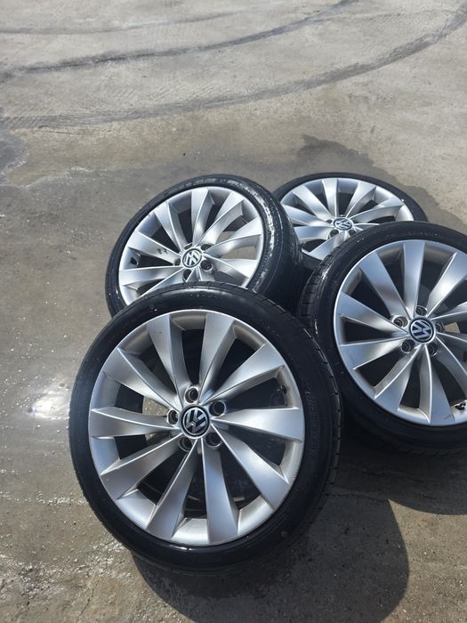 Dezmembrez vw Passat b6 1.9 2.0 dsg