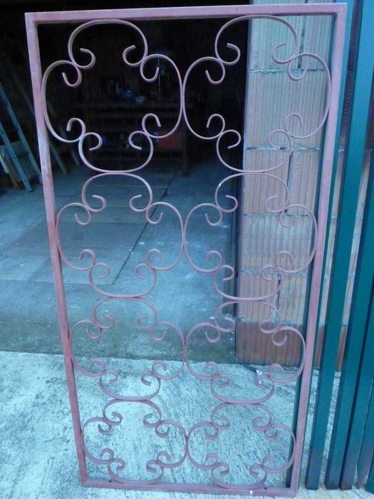 vand porti si garduri