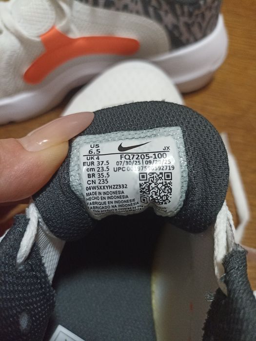 Adidași originali noi ,Nr 37,5