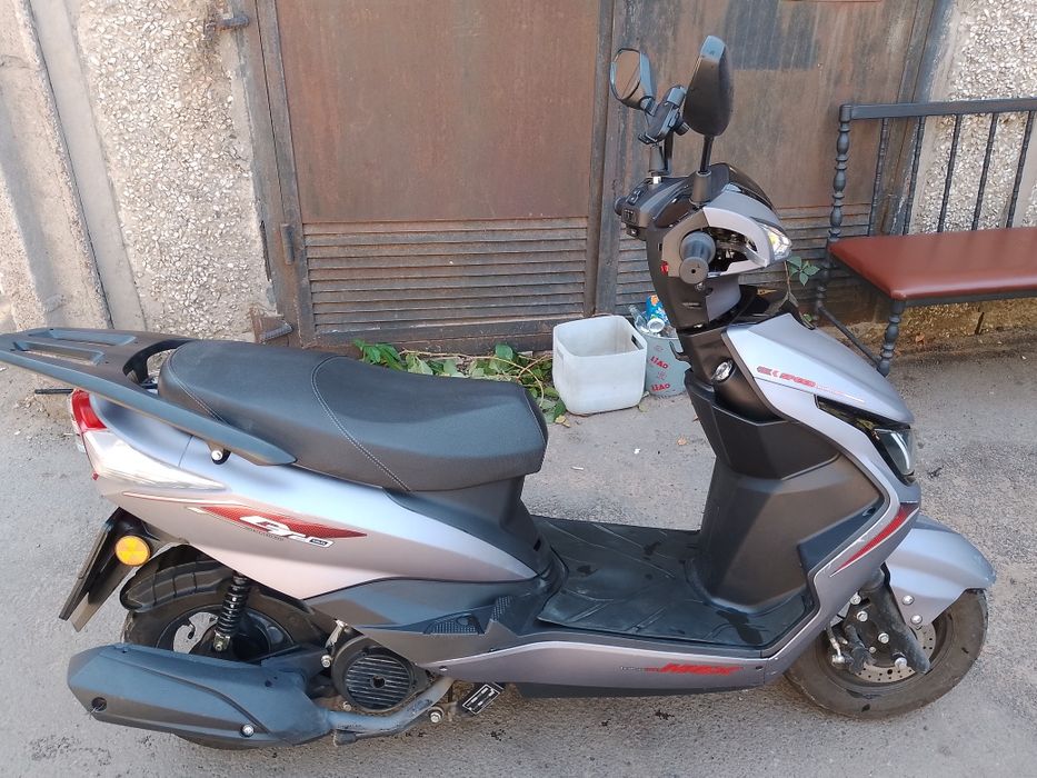 Мопед 8 150 кубов