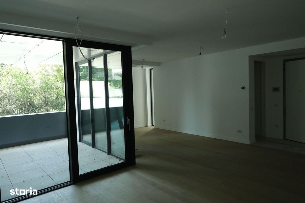 De Gaulle Residence/Arcul de Triumf