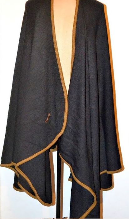 Poncho,  capă, șal XXL vintage Laura Biagiotti