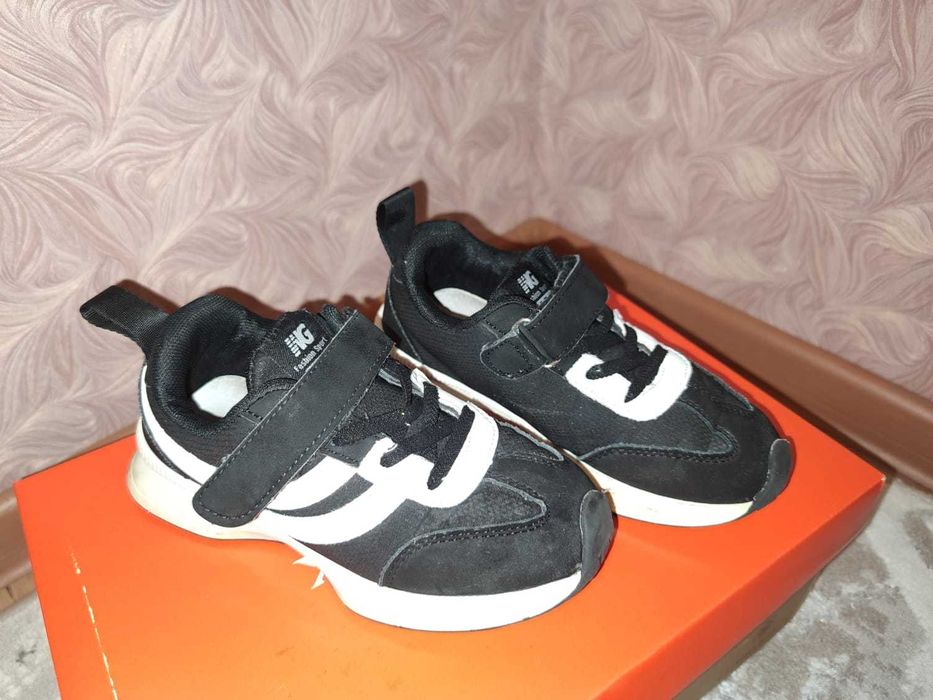 Кроссовки на мальчика, 33 размер