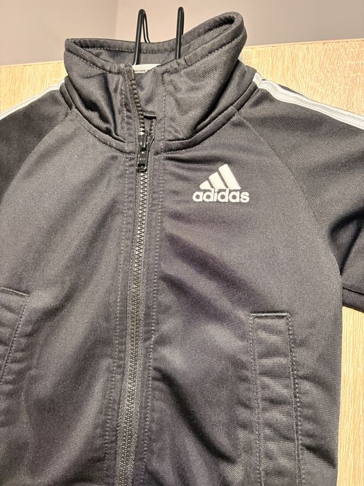 Детско горнище Adidas за 6 месечно,почти ново