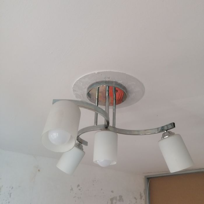 Полюлей с четири лампи