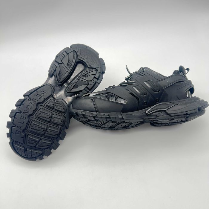 Balenciaga Track Black
