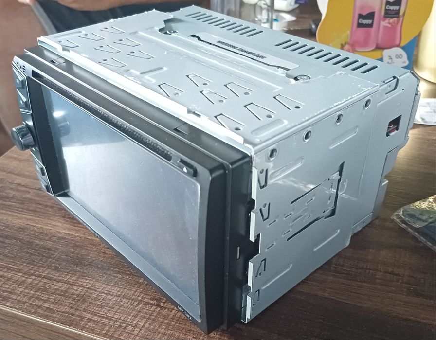 Навигация за кола CARBOON