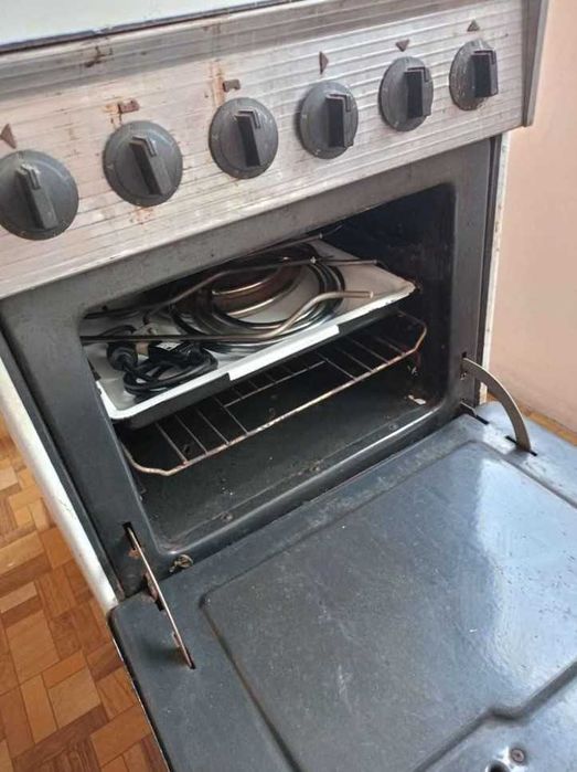 Фурна с котлони с нови ролтани