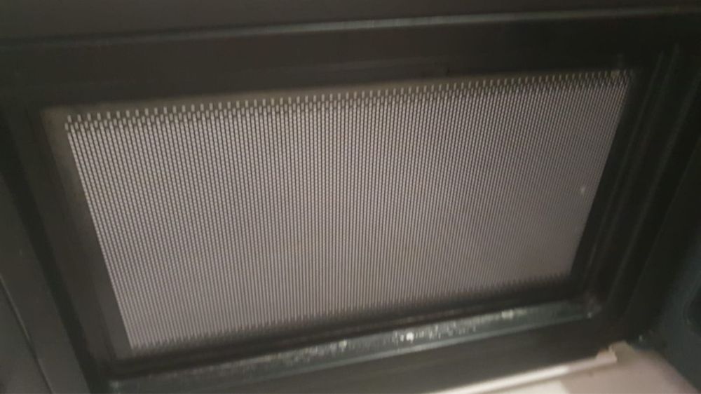 Продам микроволновую печь б у