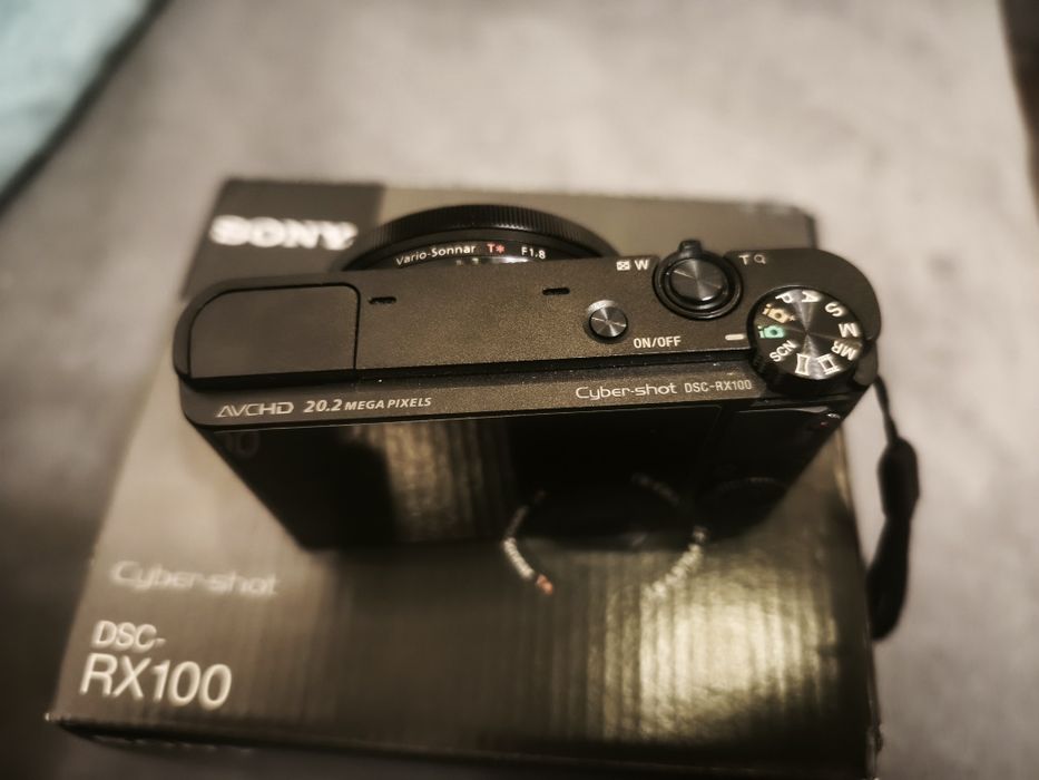 Sony SCR-RX100, 20.2MP