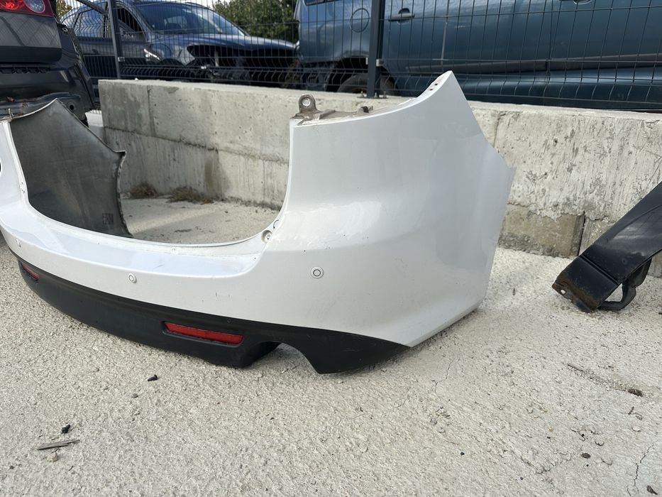 Задна броня комплект за Мазда 6 комби фейс след 2010г.!