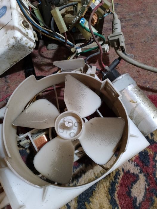 Продам запчасти для микроволновки