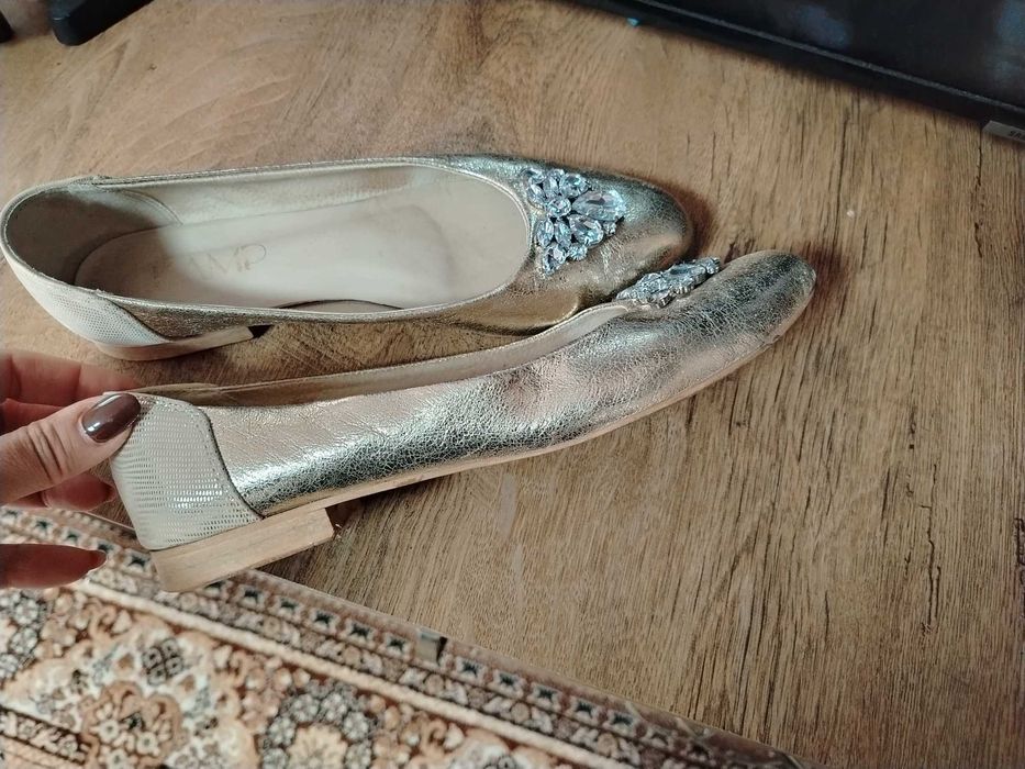 Дамски обувки 42 номер