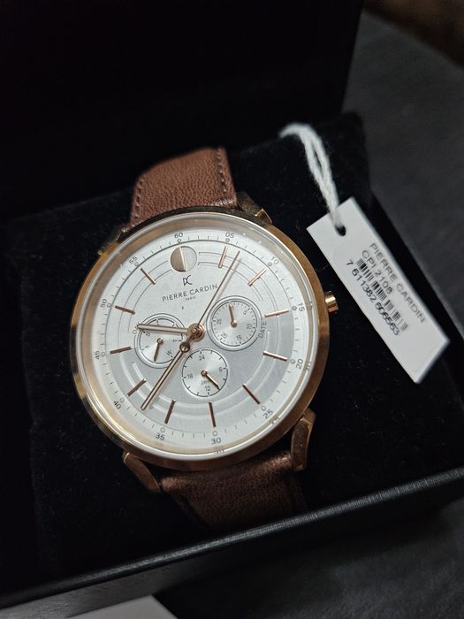 Часовник  Pierre Cardin   оригинален