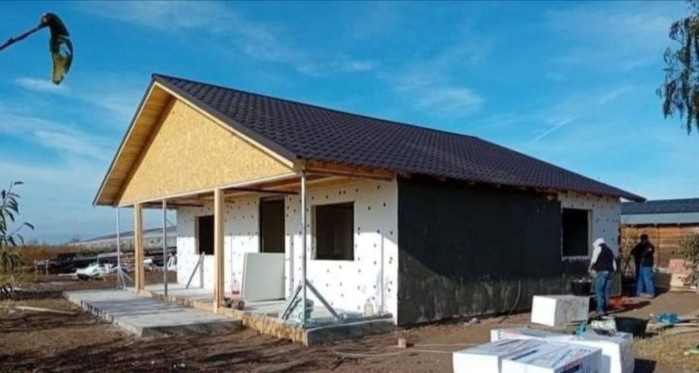 Executăm container modulare