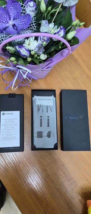 Моторола Razer 50