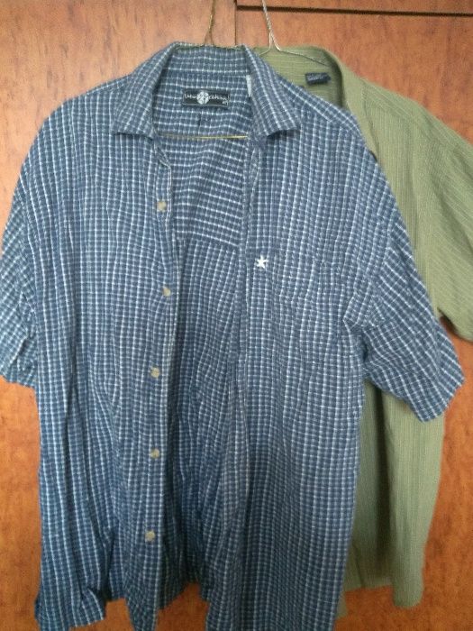 Продавам евтино мъжки ризи- 6лв .