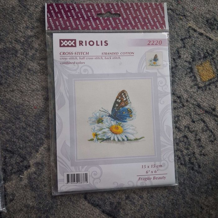 Гоблени Luca-S чисто нови