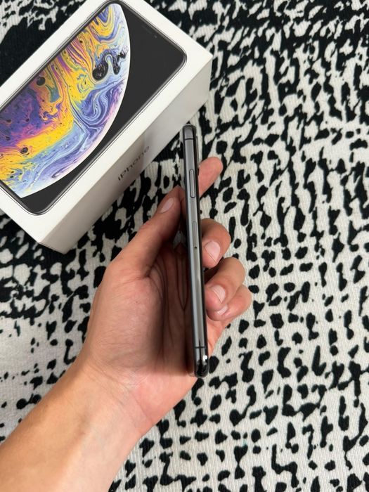 Iphone XS 256 g  76% акб