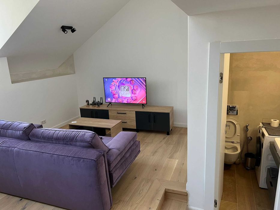 Apartament două camere de închiriat în București (zona Unirii)