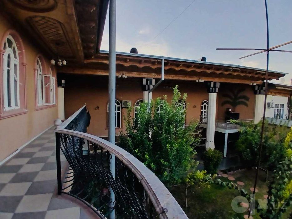 Келес.Паспортный стол Ташкентского района.Продам особняк на 8 сотках.