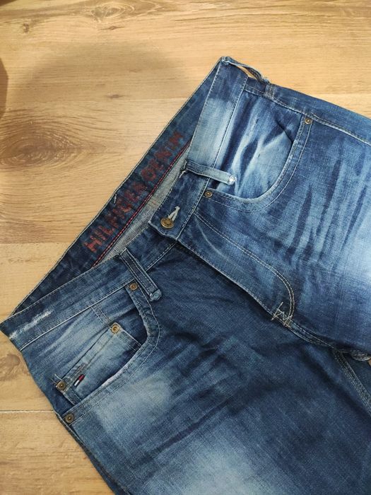 Blugi Tommy Hilfiger mărimea 34x36