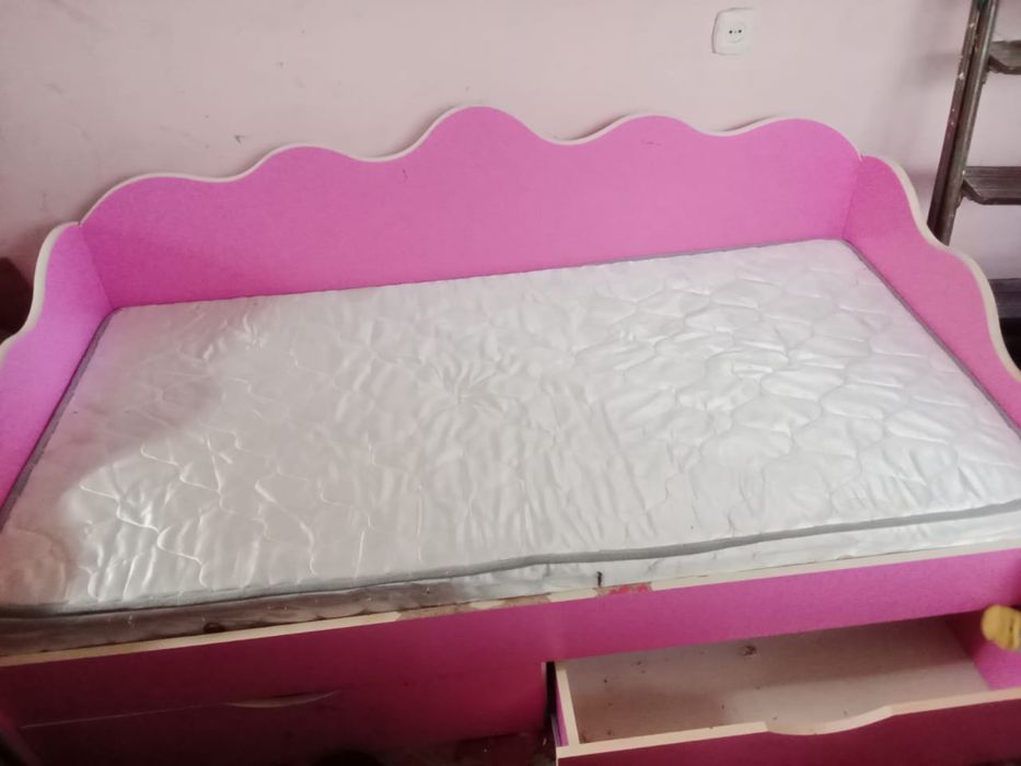 Детская кровать для девочки