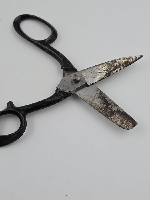 Foarfeca veche de colecție