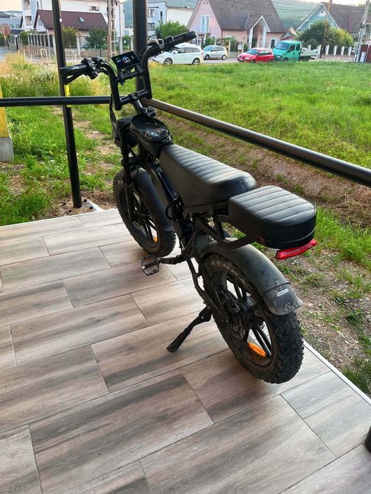 Bicicletă electrică V20 Pro – Stare foarte bună