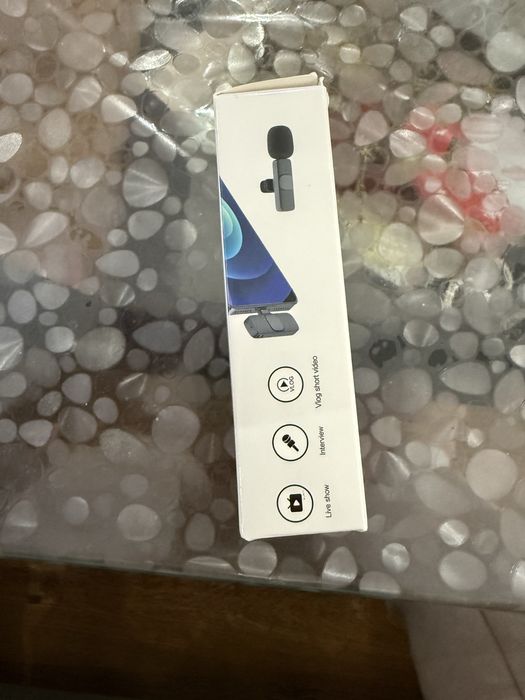 Брошка за озвучаване на видеа