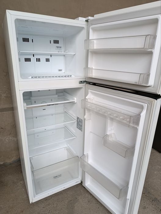 LG Halodilnik sotiladi.