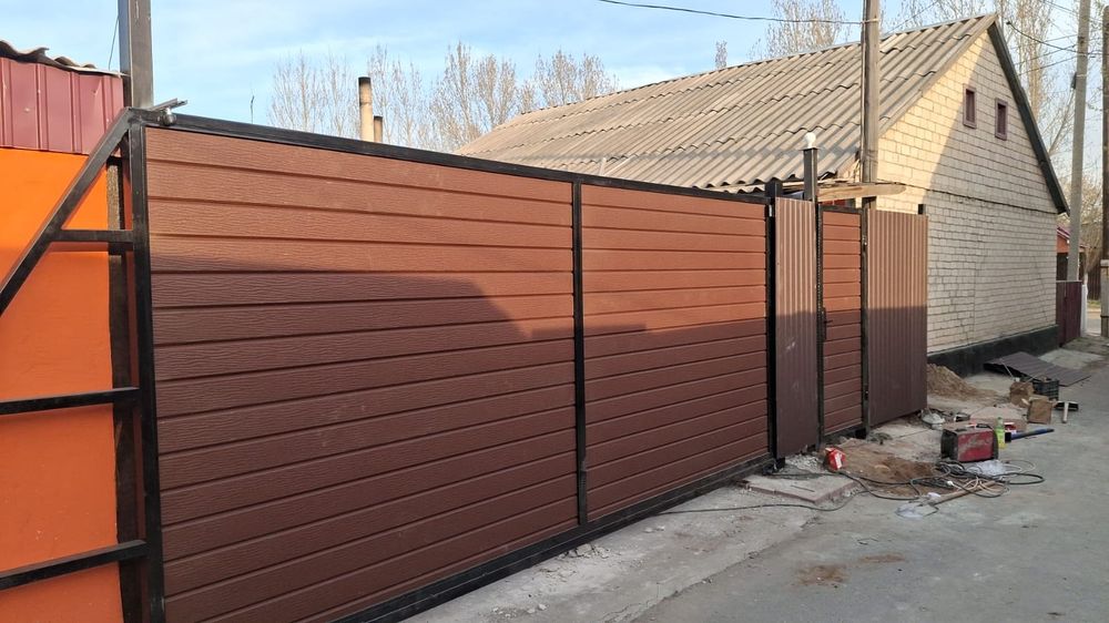 Металлические заборы ворота под ключ