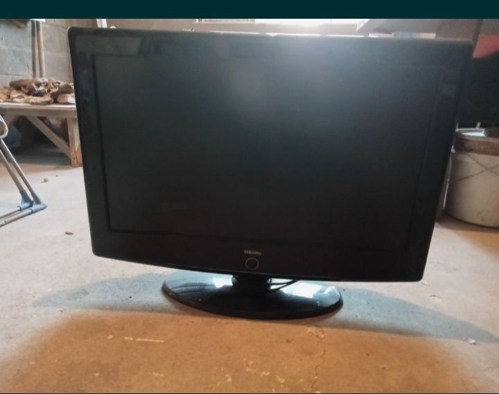 Телевизор на запчасти