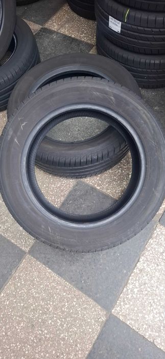 2бр. 205/55/16 Bridgestone 6.8mm грайфер, дот 21г. Безплатен монтаж