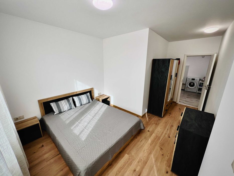 Дава се под наем Тристаен апартамент в София, Център - 78 кв.м за 816 € - Снимка #3