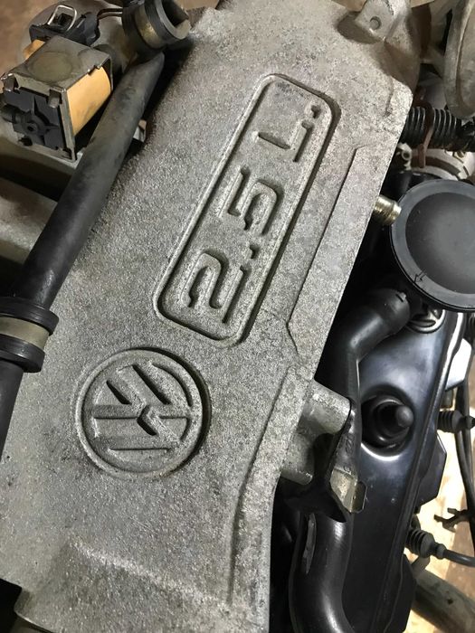 Продам двигатель Volkswagen T4 AET 2.5 бензин