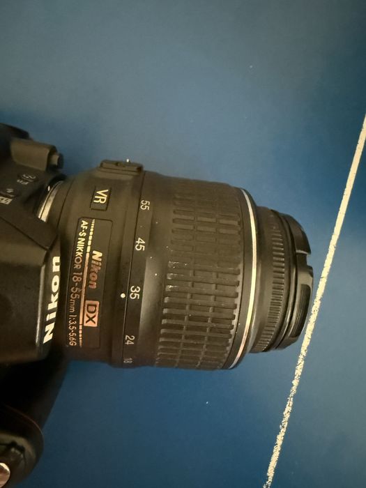 Продам фотоаппарат Nikon d3000