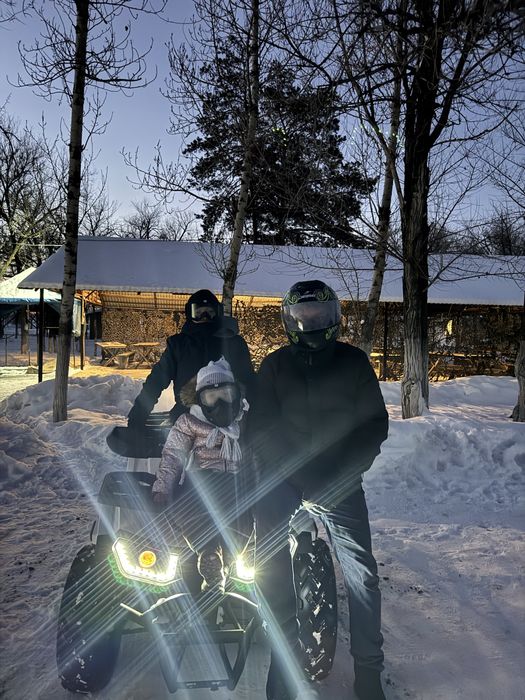 Продам квадрацикыл 200-250кубов