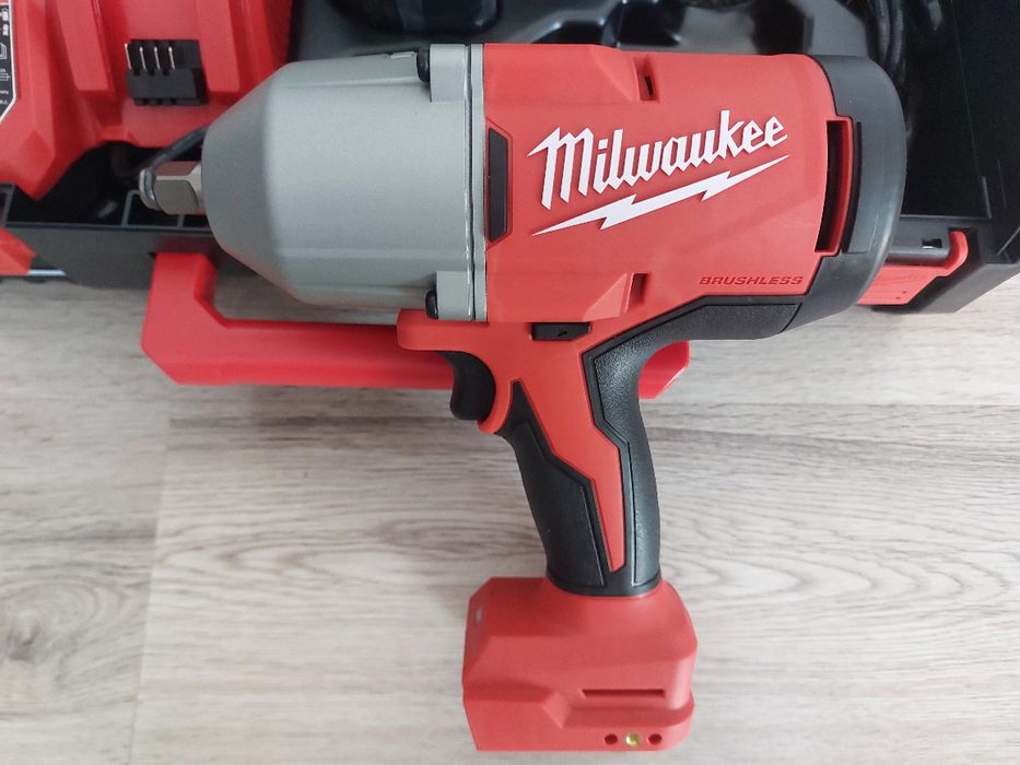 Pistol impact mare milwaukee M18 BLHIWF12, cupla 1/2, 1650 nm