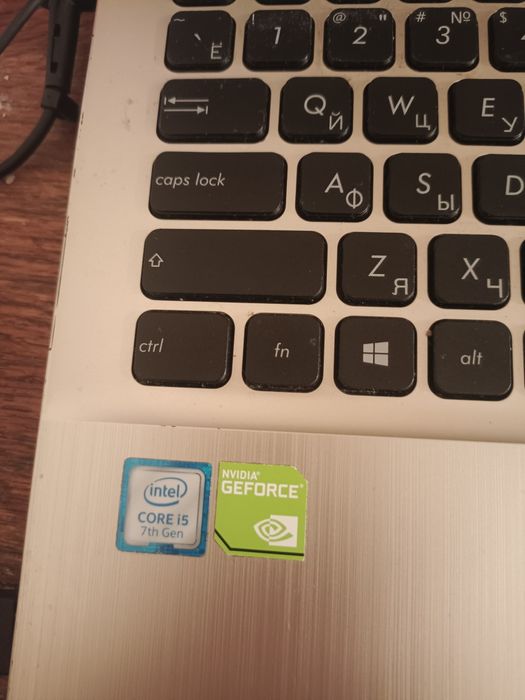 Продам ноутбук Asus