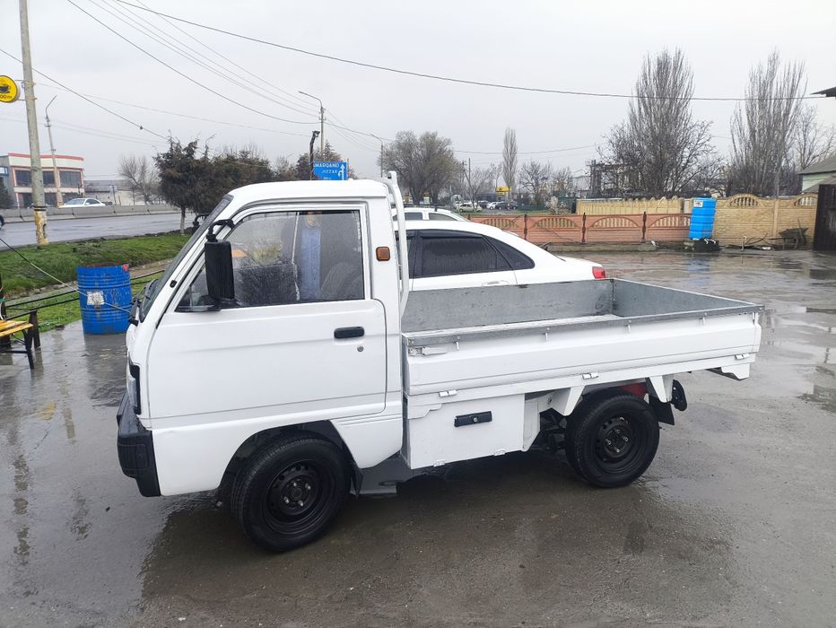 Дамас Лабо Самосвал