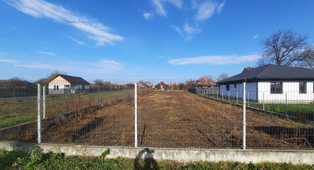 Vand teren intravilan,800 mp,loc Ludus,,jud.Mures