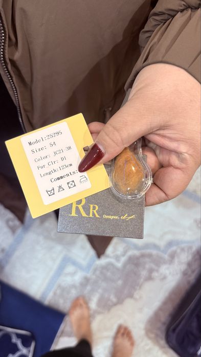 Куртка пуховик с норковым воротником