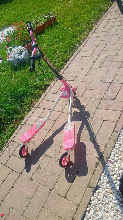 Sporter; lengőroler / scuter balansoar