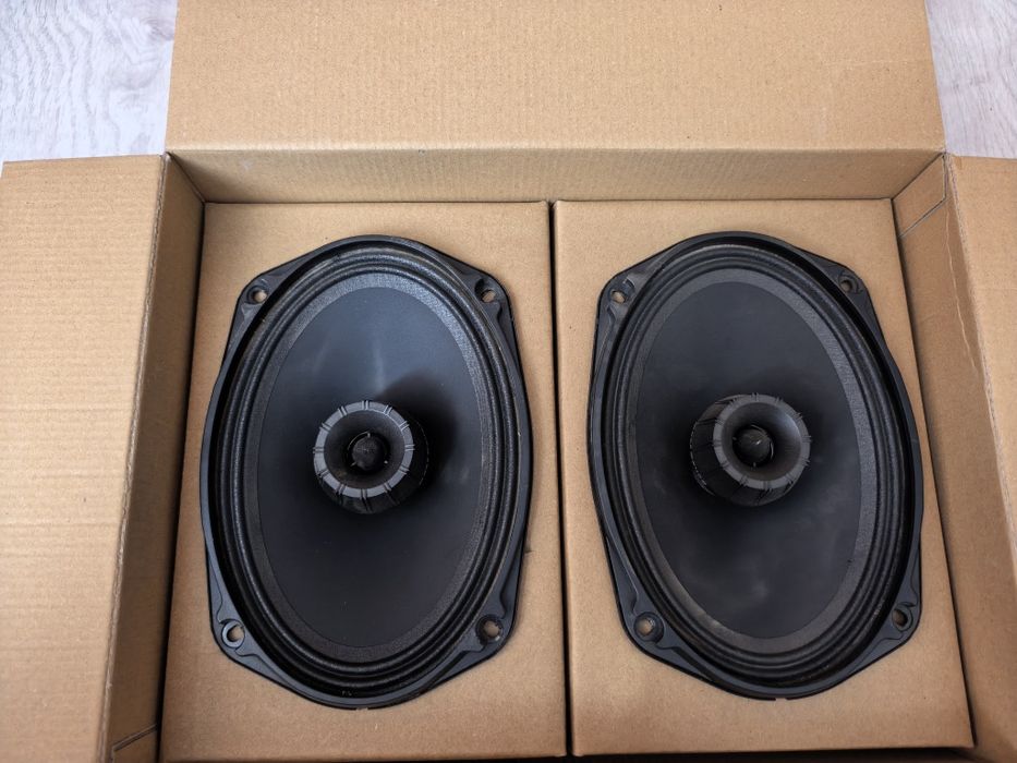 Колонки DB Усилок DB